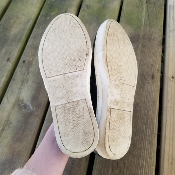 Chelsea + Crew Black Leather Slip On Sneakers 9 - Picture 5 of 6